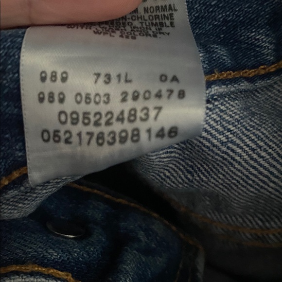 Levi's 550 Classic Relaxed Blue Jeans 2003 Vintage - Picture 11 of 11